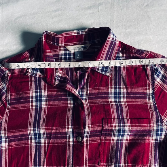 Women's Old Navy "The Classic Shirt" Flannel Button Down Shirt Sz. Large - Picture 5 of 8